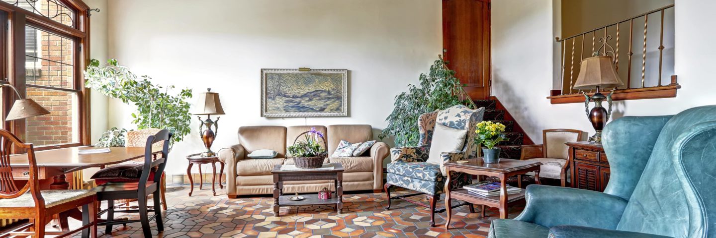 beautiful rustic tiled living room