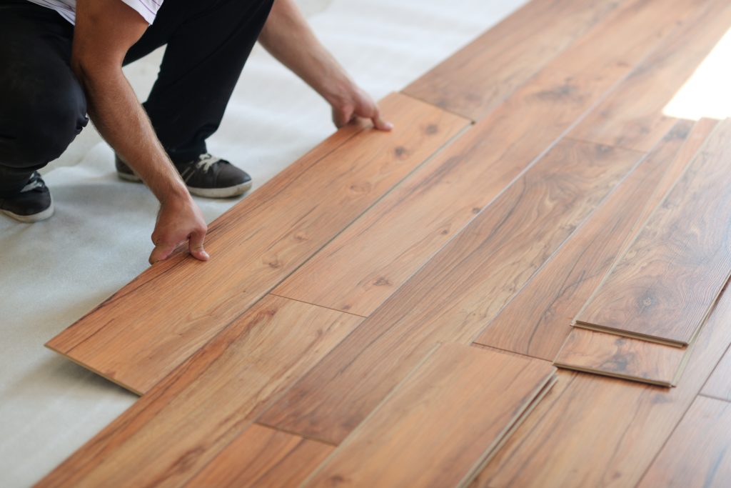 Tile Vs Laminate Flooring The Pros, How To Lay Laminate Floor Tiles