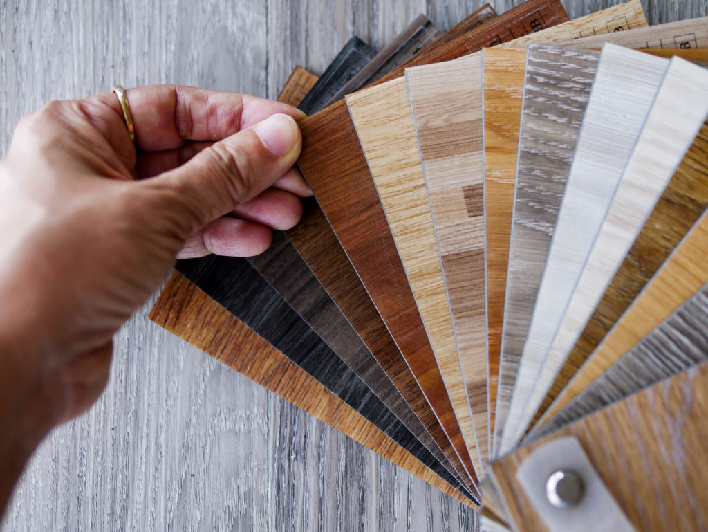 What's the Cost to Install Vinyl Plank Flooring? | FlooringStores