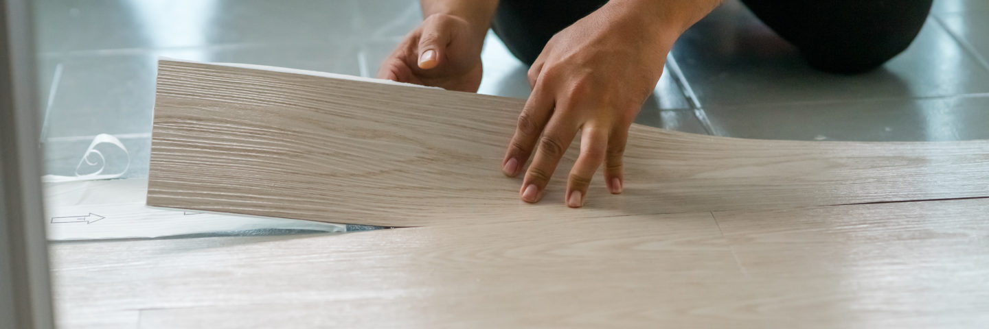 L And Stick Vinyl Plank Flooring 101, What Glue To Use For Vinyl Plank Flooring