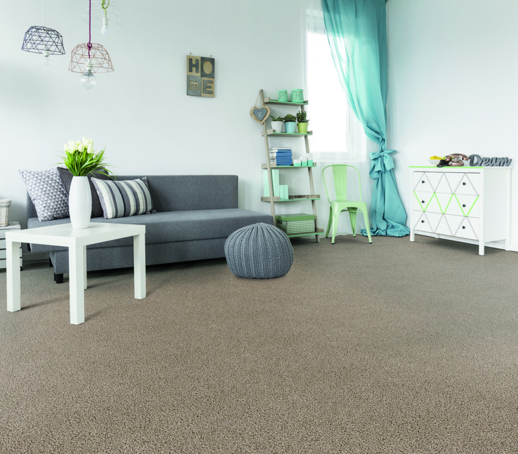 Phenix carpet reviews well for new-age living rooms